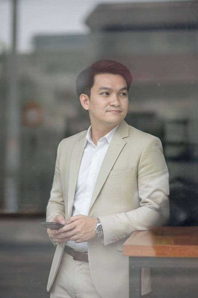 Kamonphat Toomhirun — Founder & CEO